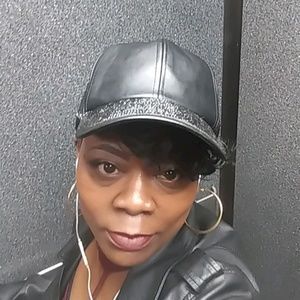 Meet your Posher, Rhonda